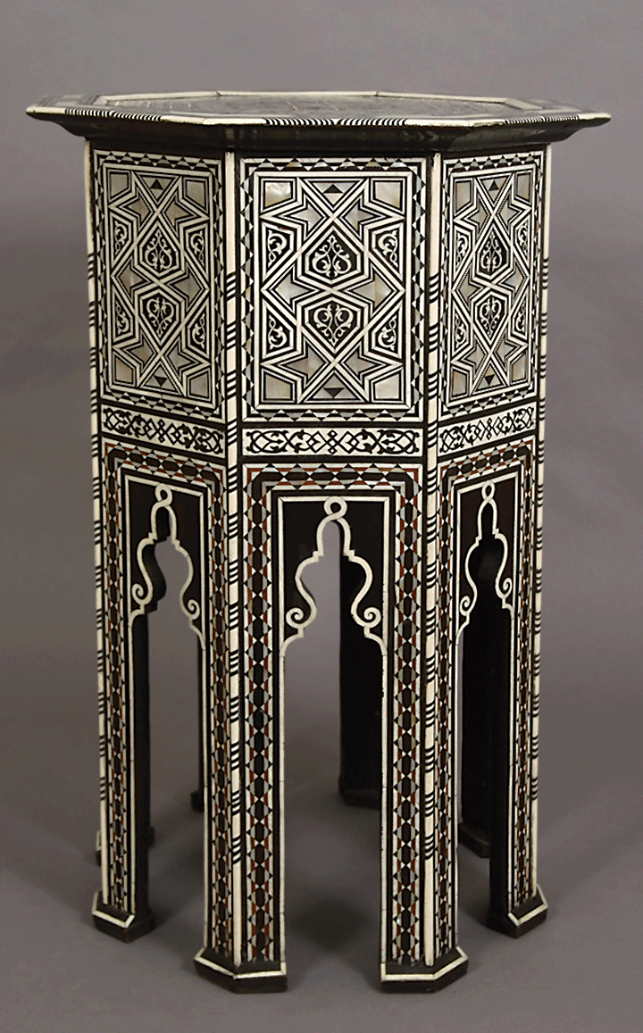 الموسوعة العربية | الأثاث في العصر الإسلامي